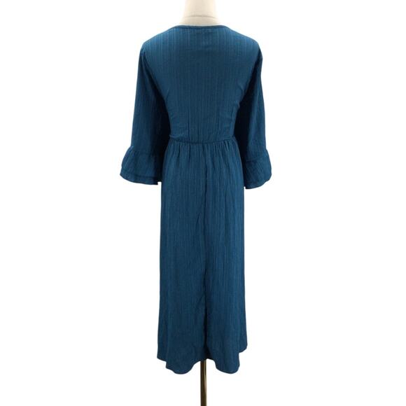 BLOOMCHIC 14-16 1X plus Blue Scalloped Lace Surplice Ruffled Midi Dress NWT b77 - Picture 2 of 9